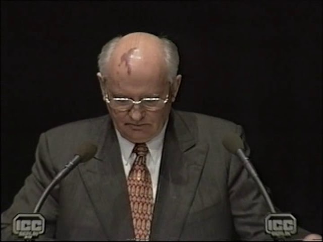 Michail Gorbatschow & Beatrix von Storch (1998)