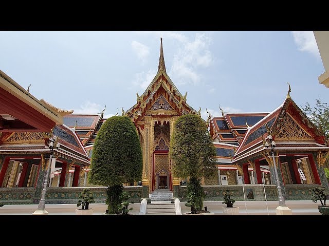 [4K] Thailand Buddhist Temple Close to Famous Tourist spots | Wat Ratchabophit Bangkok