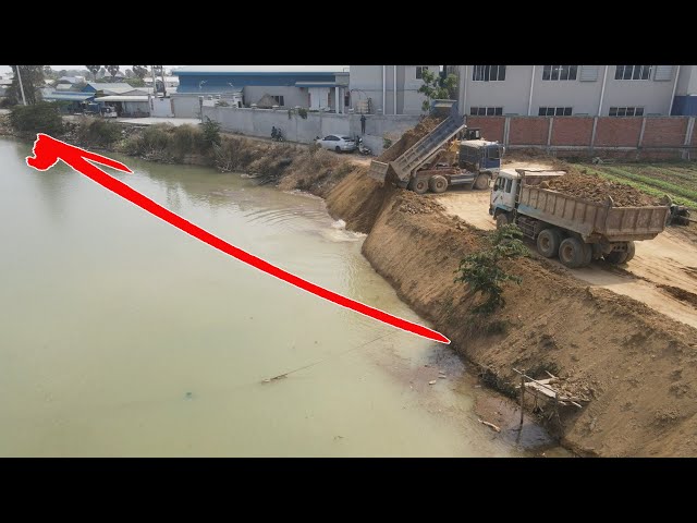 Excellent Skill Dumping Soil Into Deep Water By Dump Trucks And Dozer D60p Process,