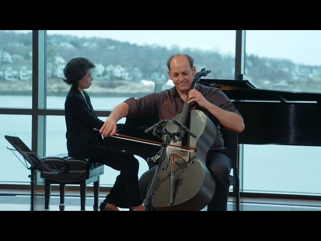 "The Swan" by Saint-Saëns on Forte3D, performed by professional cellist, Mike Block