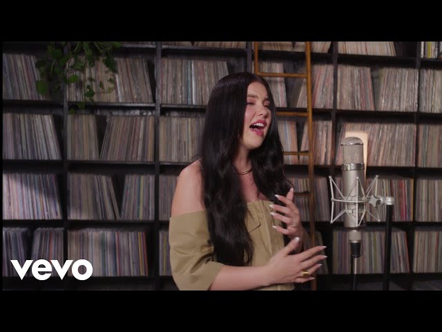 Lauren Spencer Smith - Love Is An Overstatement (Official Acoustic Video)