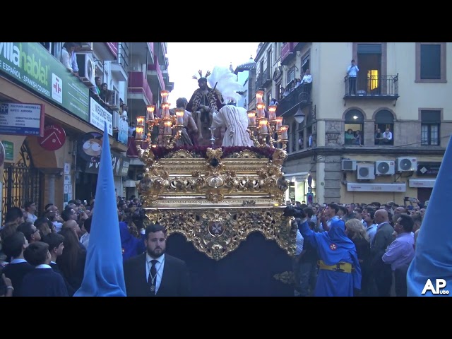 IMPRESIONANTE: San Esteban en la Cuesta del Rosario con VIRGEN DE LOS REYES | Semana Santa 2023