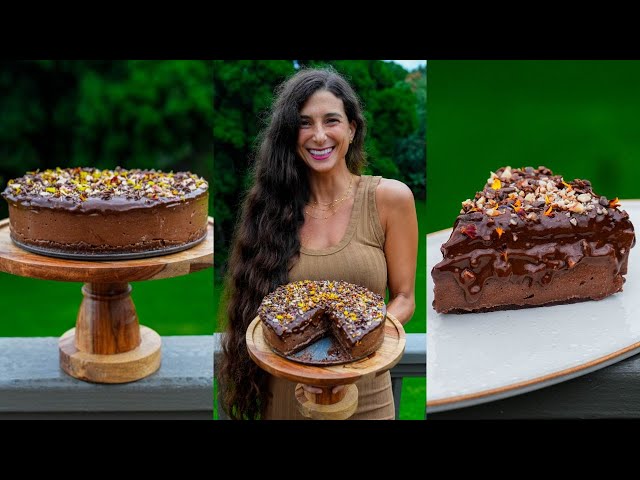 FullyRaw Chocolate Cake! 💫 Best Raw Vegan Dessert Recipe 🍫 Easy, Decadent, Delicious, & Dairy-Free!