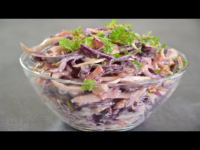 Easy Homemade Red and White Cabbage Coleslaw