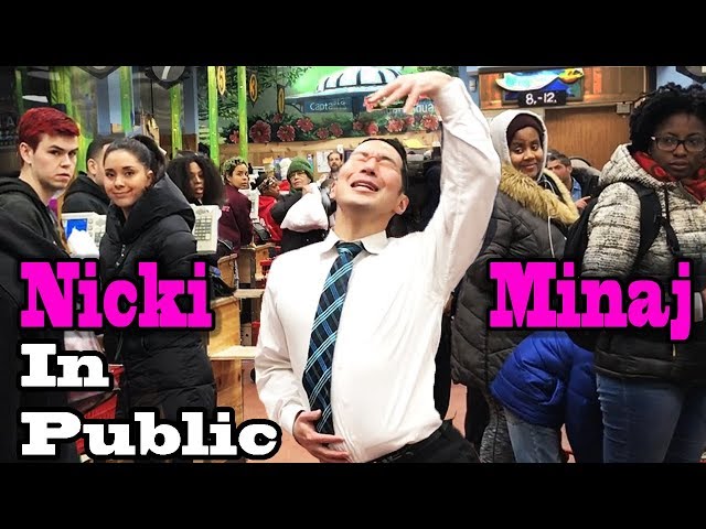 SINGING IN PUBLIC - NICKI MINAJ (Twerk in Public!!)