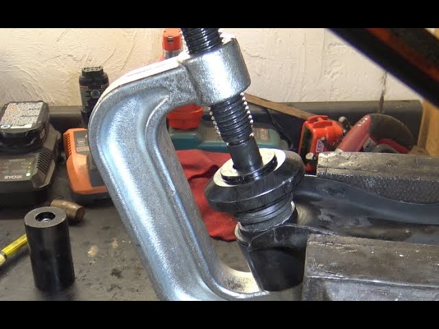 How to press in a ball joint with the Harbor Freight Maddox kit