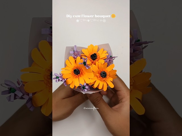 Diy Mini Flower Bouquet 🌼🪻 |  Diy paper flower bouquet #shorts #ytshorts #craft #diy #flowerbouquet