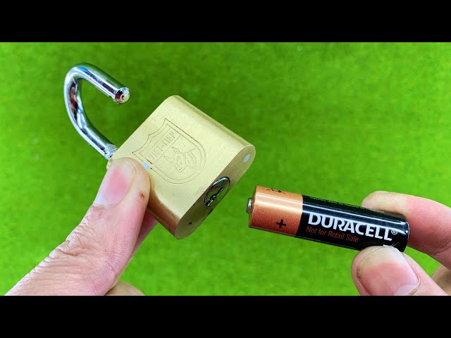 Insane Way to Open Any Lock Without a Key! Amazing Tricks That Work Extremely Well