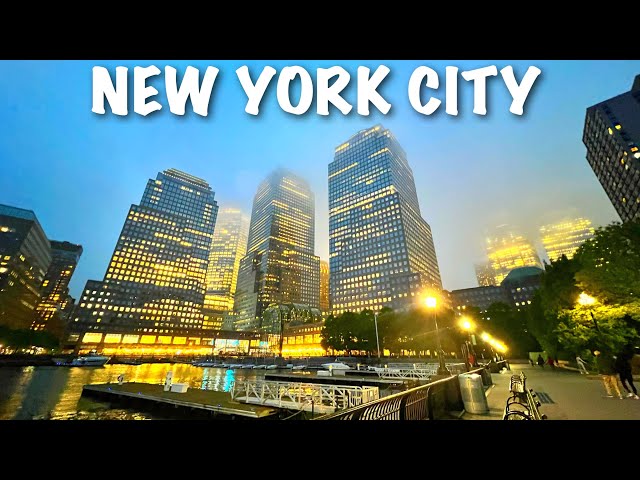 NYC LIVE Rainy Downtown Manhattan on Friday Evening (May 13, 2022)