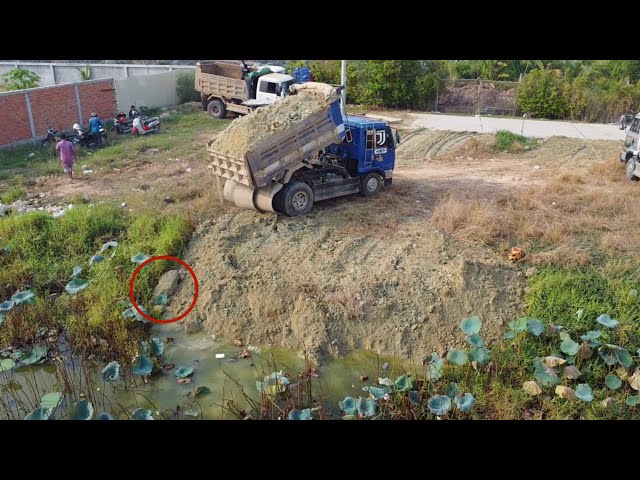 Starting new project!! Amazing Komatsu Bulldozer D20P pushing sand &bury trash for delete lotus lake