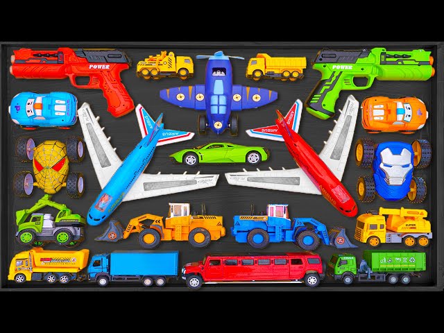 Membersihkan Mainan Mobil Balap, Kereta Api, Dump Truk, Pesawat, Bulldozer, Ambulance, Forklift #4