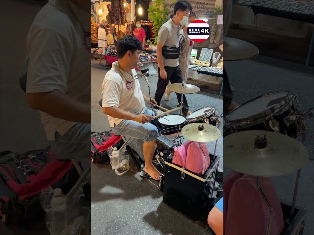 Blind Musicians and Singers #chiangmai walking street | #Shorts