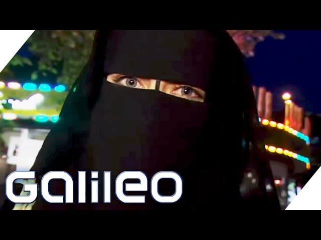 Self-experiment: In a burka through Hamburg's red light district