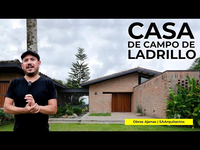 CASA DE LADRILLO COLOMBIANO con VISTA VERDE | Obras Ajenas | SAArquitectura