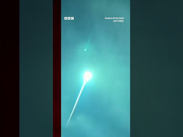 The European Space Agency said it appeared to be "a small piece of a comet." #Space #BBCNews