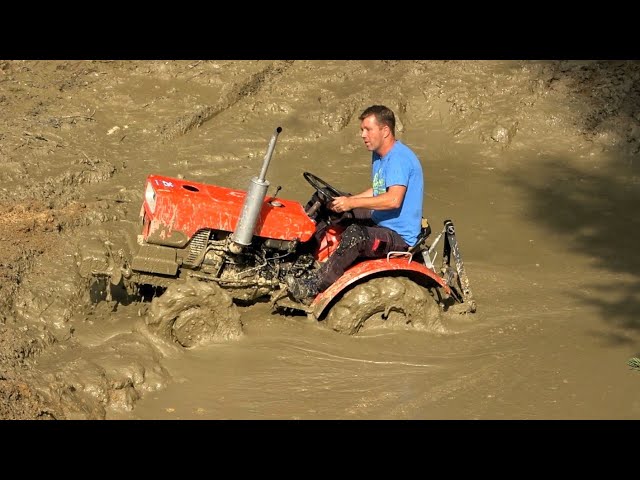 Tractors Stucked in Mud | 6/6