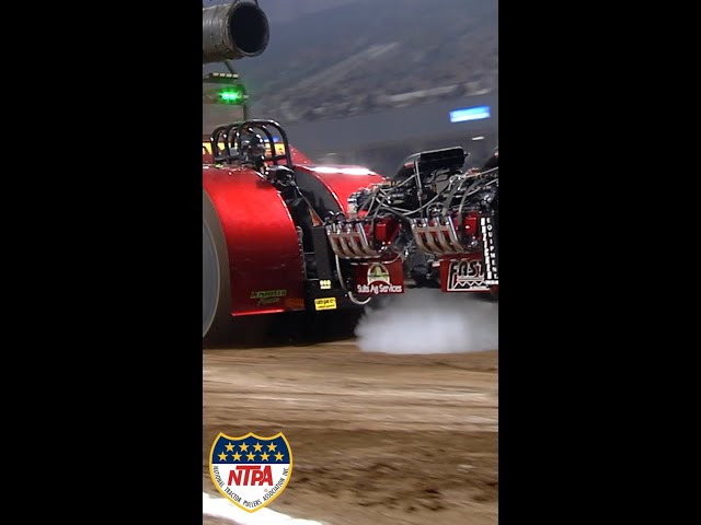 Modified tractors are screaming down the track in Freedom Hall!! #modified #macwinternationals