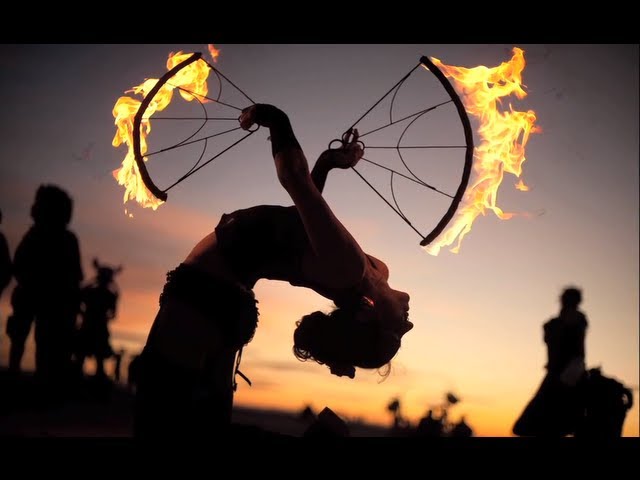 Burning Man Photos & Portrait Tips - Patrick Roddie