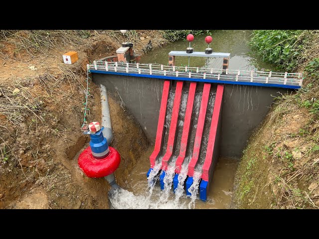 Construction of miniature Hoover hydroelectric power plant