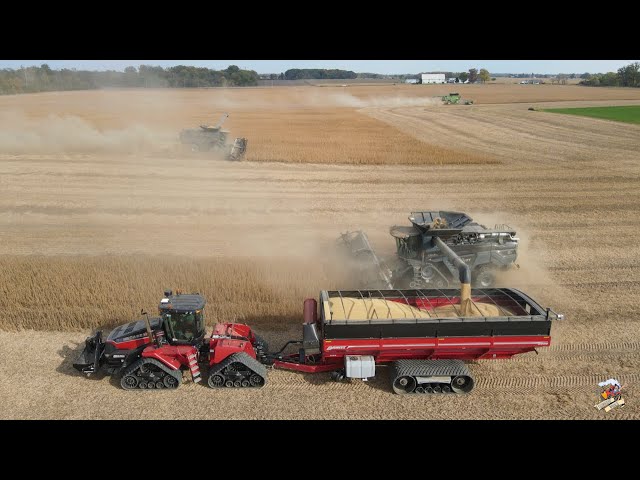 Soybean Harvest in Northwest Ohio with John Deere X9 & Fendt Ideal Combines