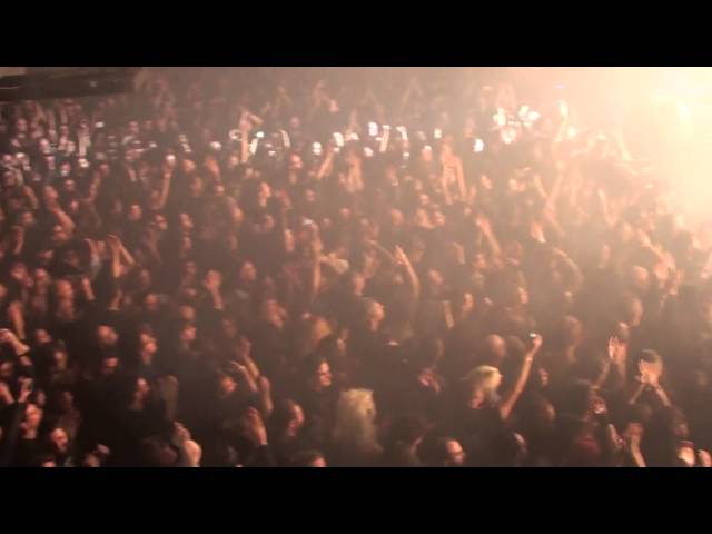 The Sisters of mercy live in Athens 2015 - Temple of love/This Corrosion HD