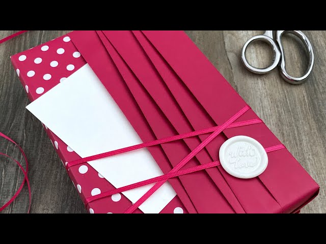 Zig Zag Pocket Gift Wrapping (Reversible Paper) | Gift Wrapping Ideas