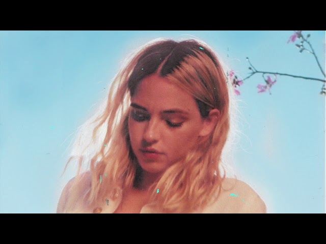 Katelyn Tarver - Young (Acoustic)