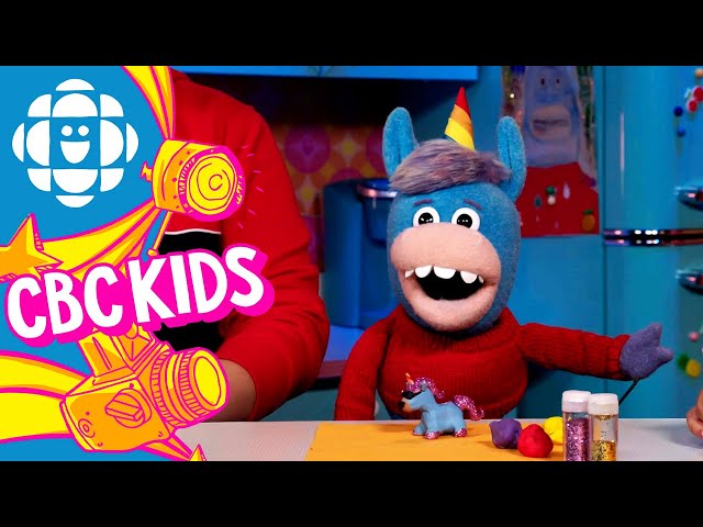 Gary Learns About Pronouns | CBC Kids