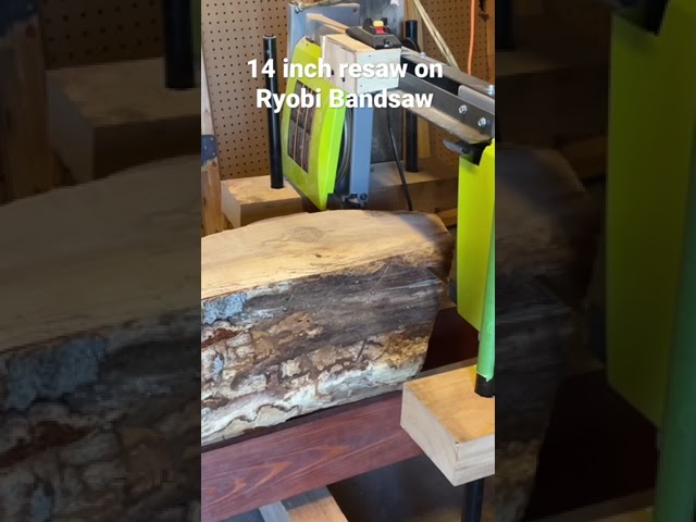 Sawing log with homemade sawmill using Ryobi bandsaw