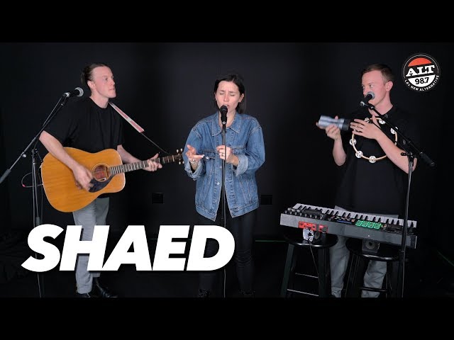 Shaed Performs 'Thunder' and 'Trampoline' (ACOUSTIC)