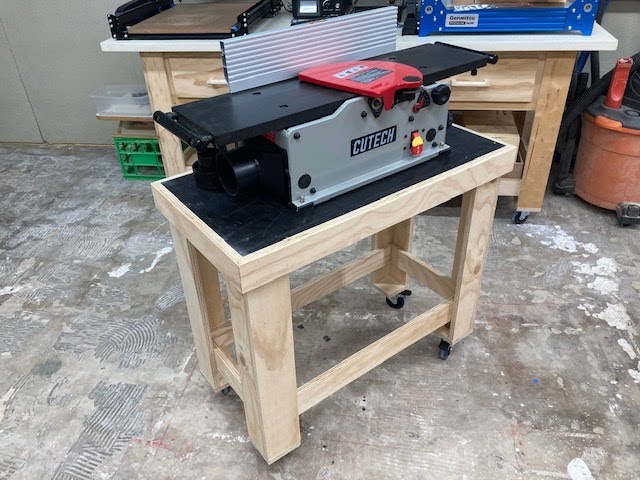 How to Build a Tool Stand for my CUTECH Jointer (Finally)