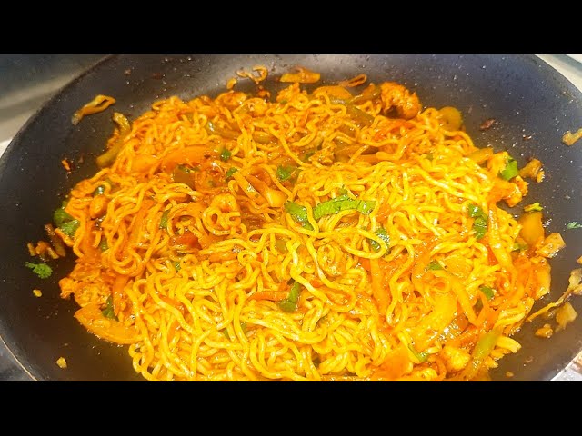 How to cook Restaurant Style Chicken Chow Mein(Chinese Recipe)#chowmein #stirfrynoodles