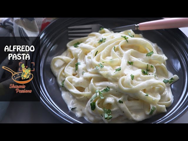 Alfredo Pasta Recipe | Fettuccine Alfredo Pasta Recipe