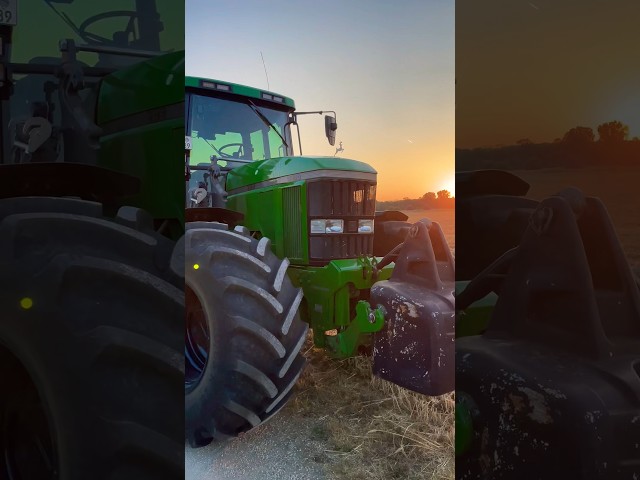 John Deere 7810 im Sonnenuntergang #johndeere #7810 Tractor