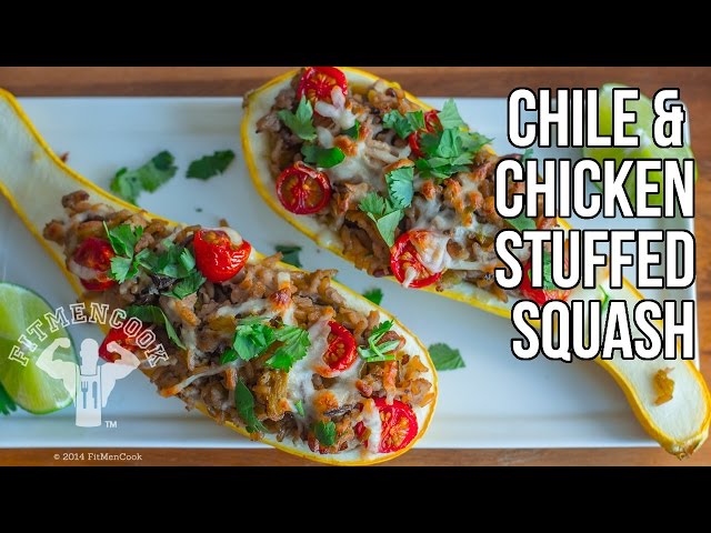 Green Chile & Chicken Stuffed Squash / Calabaza Rellena de Pollo y Chiles Verdes