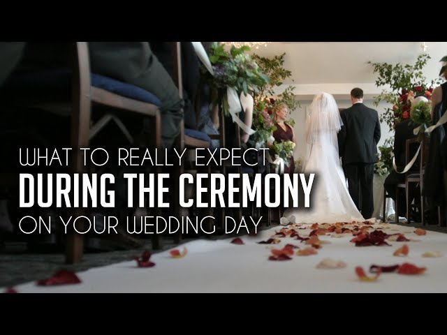 What to Really Expect During Your Wedding Ceremony | Advice From Vendors