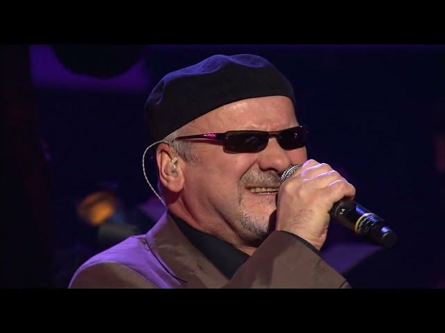 Paul Carrack - The Living Years (Live)