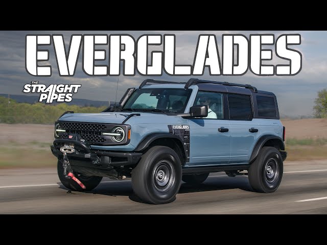 Comes with a WINCH! 2023 Ford Bronco Everglades Car Review Test Drive