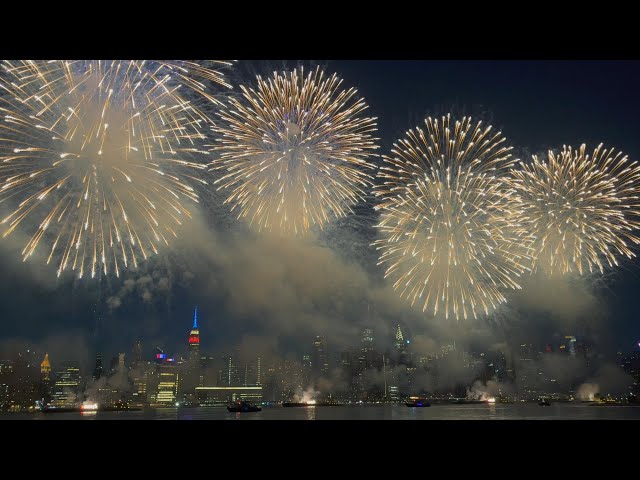 New York City Macy's Fourth of July Fireworks 2023 - Full Show