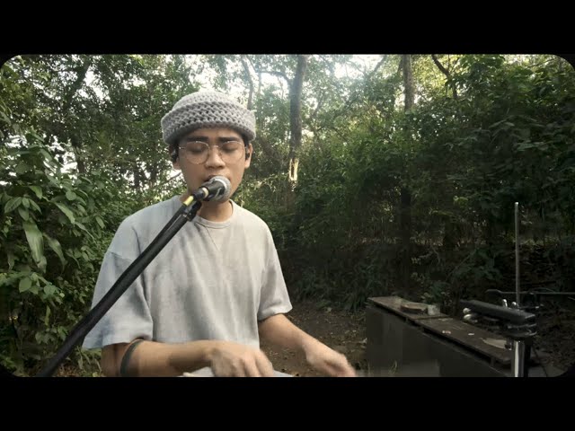 Munimuni - Kalsada (Official Performance Video) | banyuhay