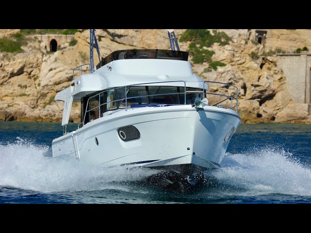 £290,000 Yacht Tour : Beneteau Swift Trawler 35