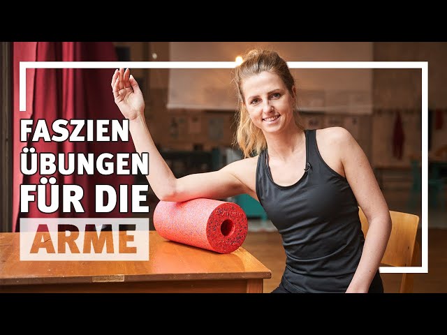Faszien-Workout für Arme und Schultern | 5 Übungen mit Faszienrolle | Sport-Thieme
