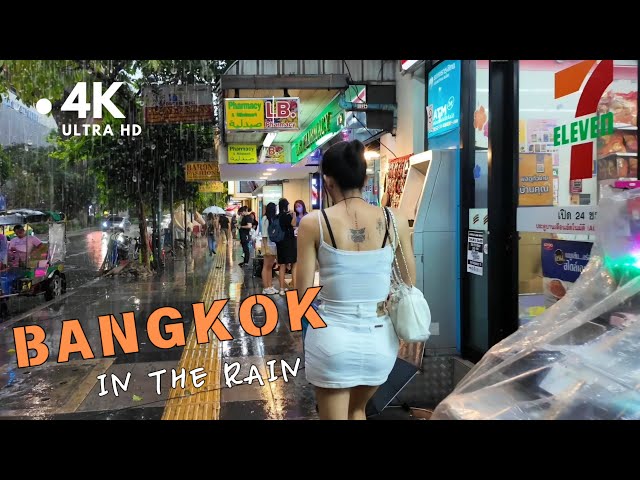 [4K UHD] Walking in the Rain in Bangkok (Asok and Nana Area) during the Rainy Season