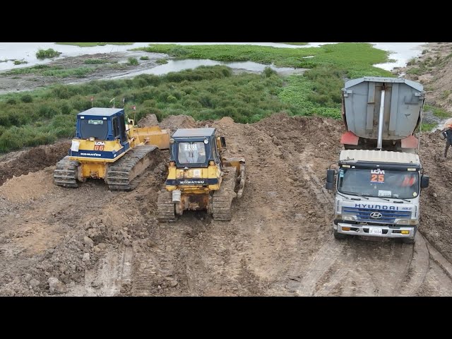 Best Operation Dumping truck  Wheel loader and Komatsu Bulldozer Moving rock and pushed to the water