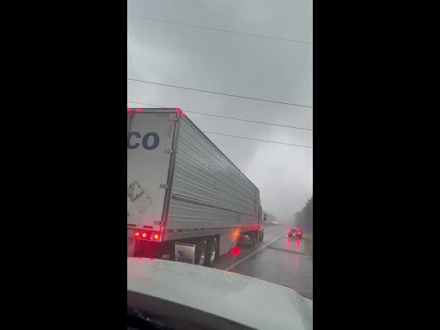 Severe weather | possible tornado on I-85 near Atlanta airport