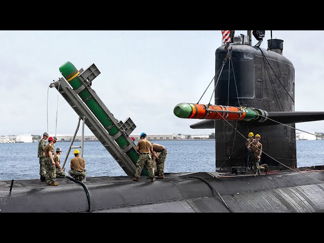 How US Navy Loads & Fires Scary Torpedoes from its Billions $ Submarines