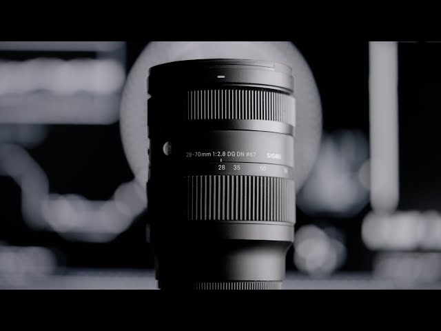 The Zoom Lens For People Who Hate Zoom Lenses.