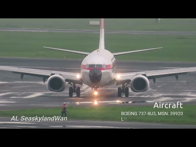 Duo Retro Livery, Garuda & Citilink Landing - take off di cuaca mendung.