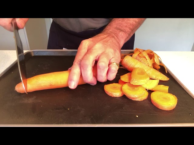 HOW TO...Chop Carrots