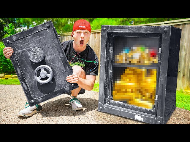 What's Inside The ABANDONED SAFE? (OPENED)